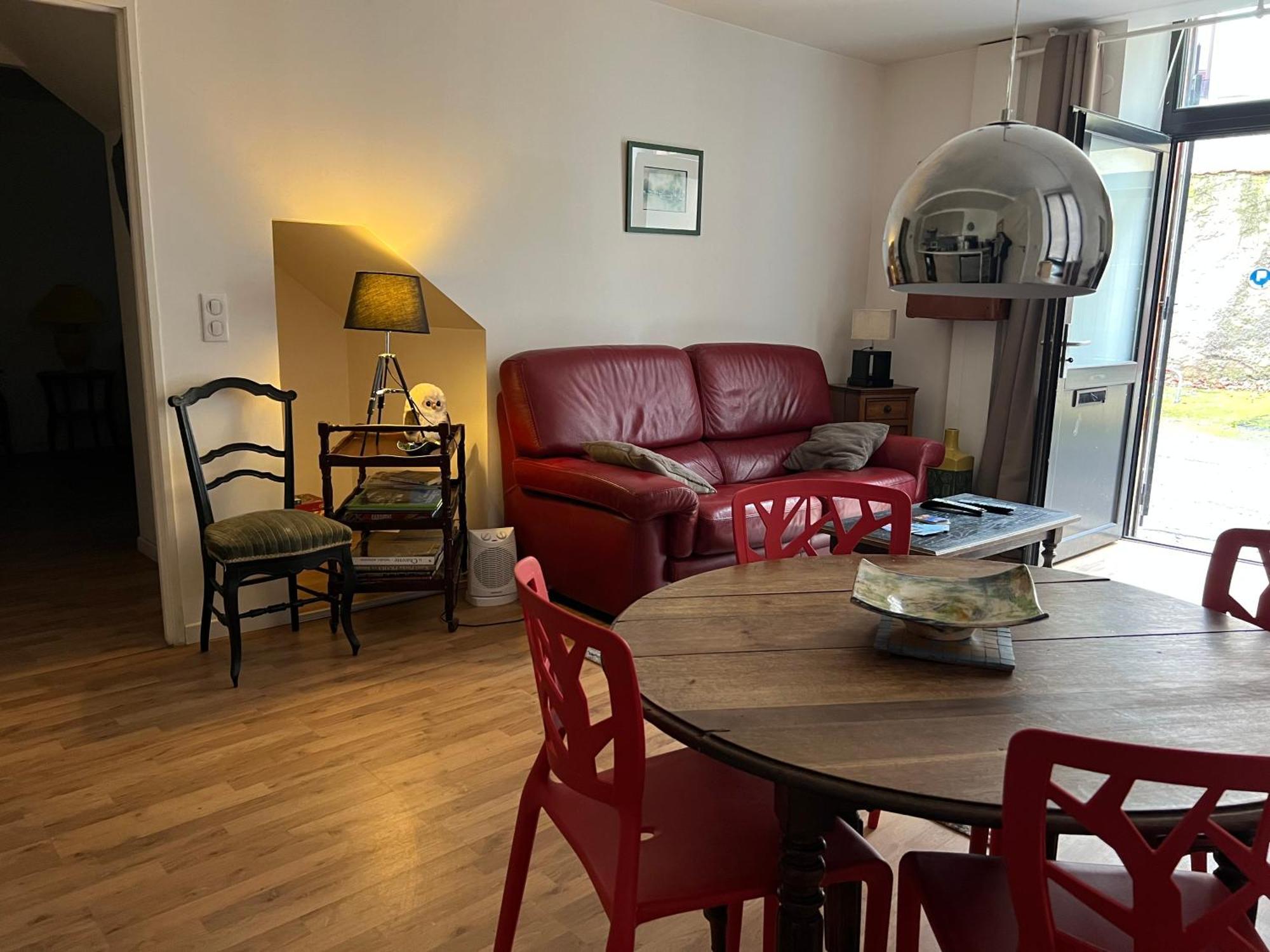 La Pepiniere Victoria Apartment