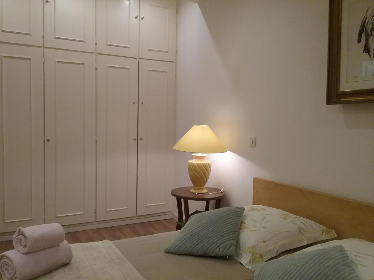 Apartment La Pepiniere Victoria