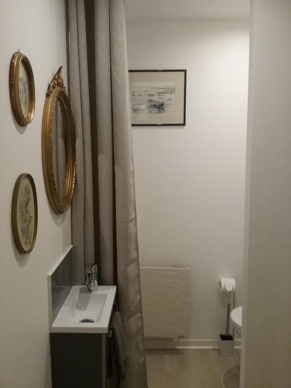 La Pepiniere Victoria Apartment
